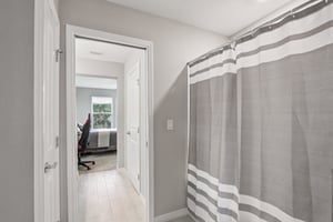 Blind Oak Cir-S2007-023.jpg