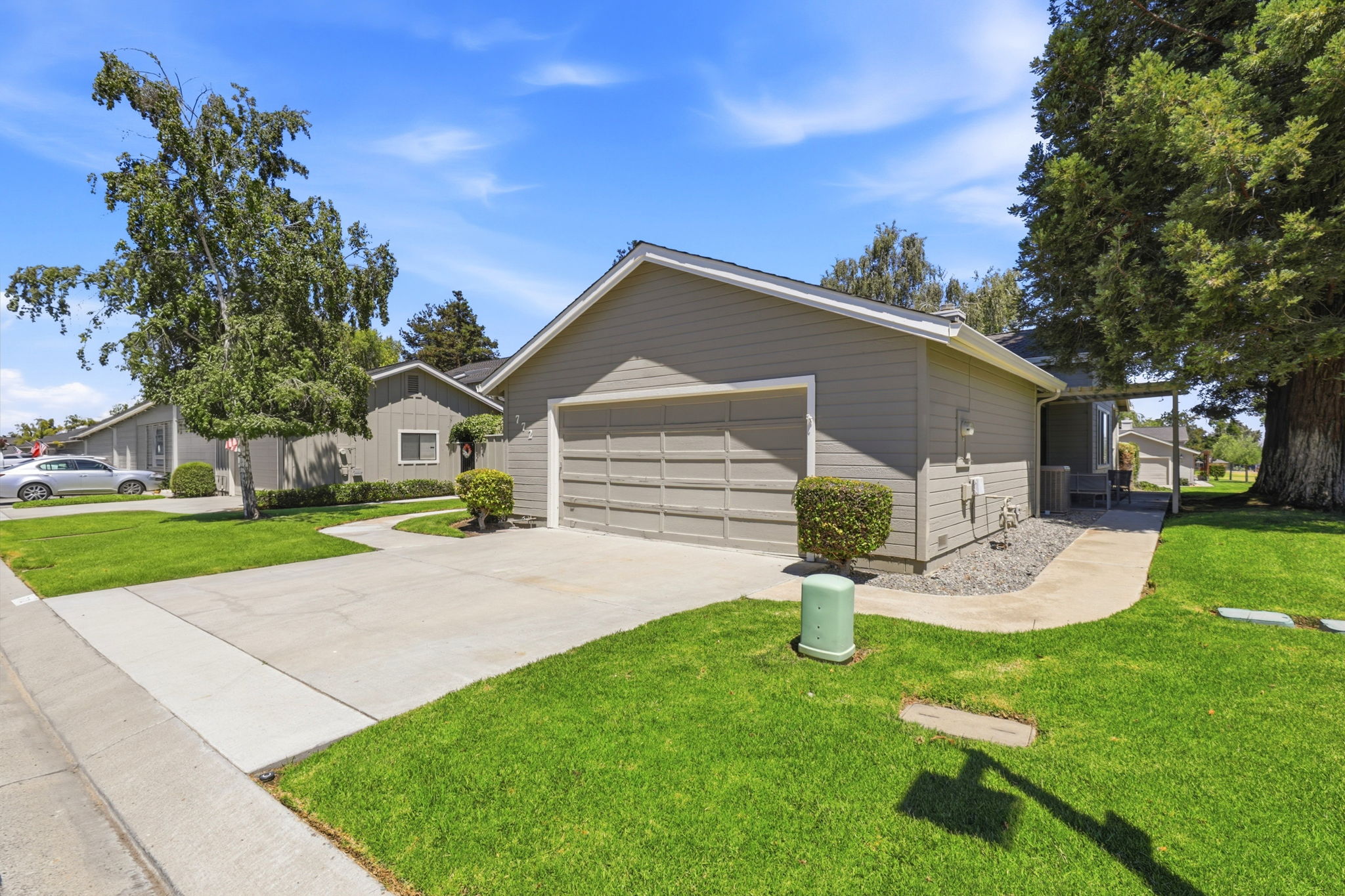 002_F8_772 Helen Dr