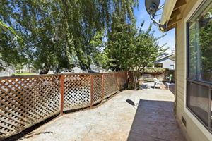 044_F8_772 Helen Dr
