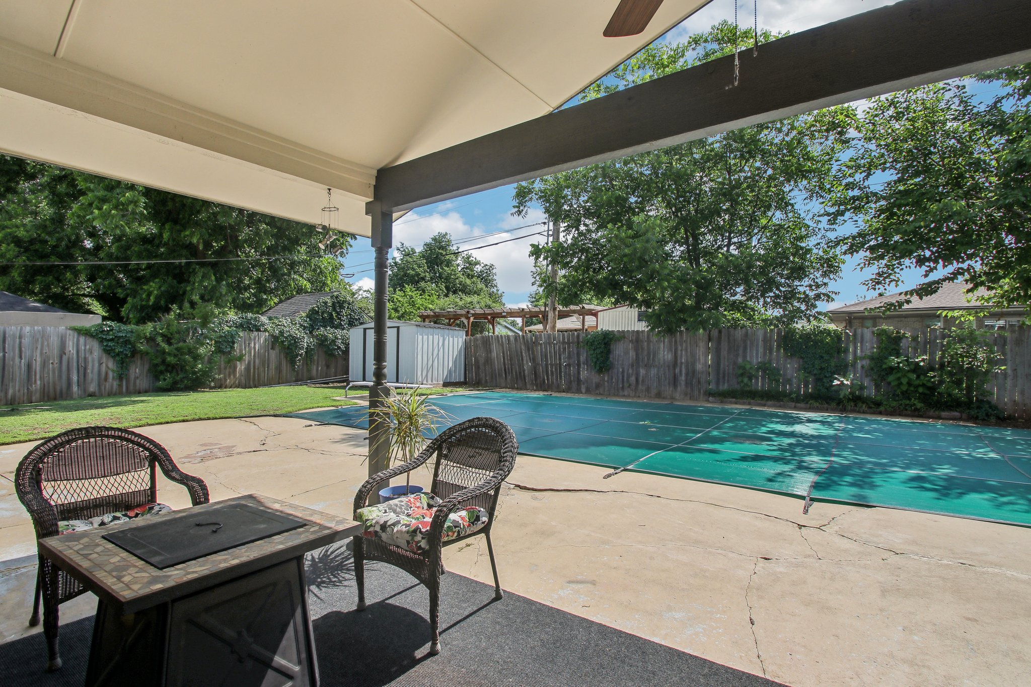 S Country Club Dr-2905-026.jpg
