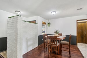 S Country Club Dr-2905-009.jpg