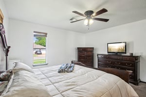 S Country Club Dr-2905-017.jpg