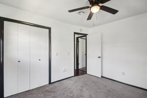 S Country Club Dr-2905-020.jpg