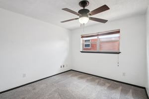 S Country Club Dr-2905-023.jpg