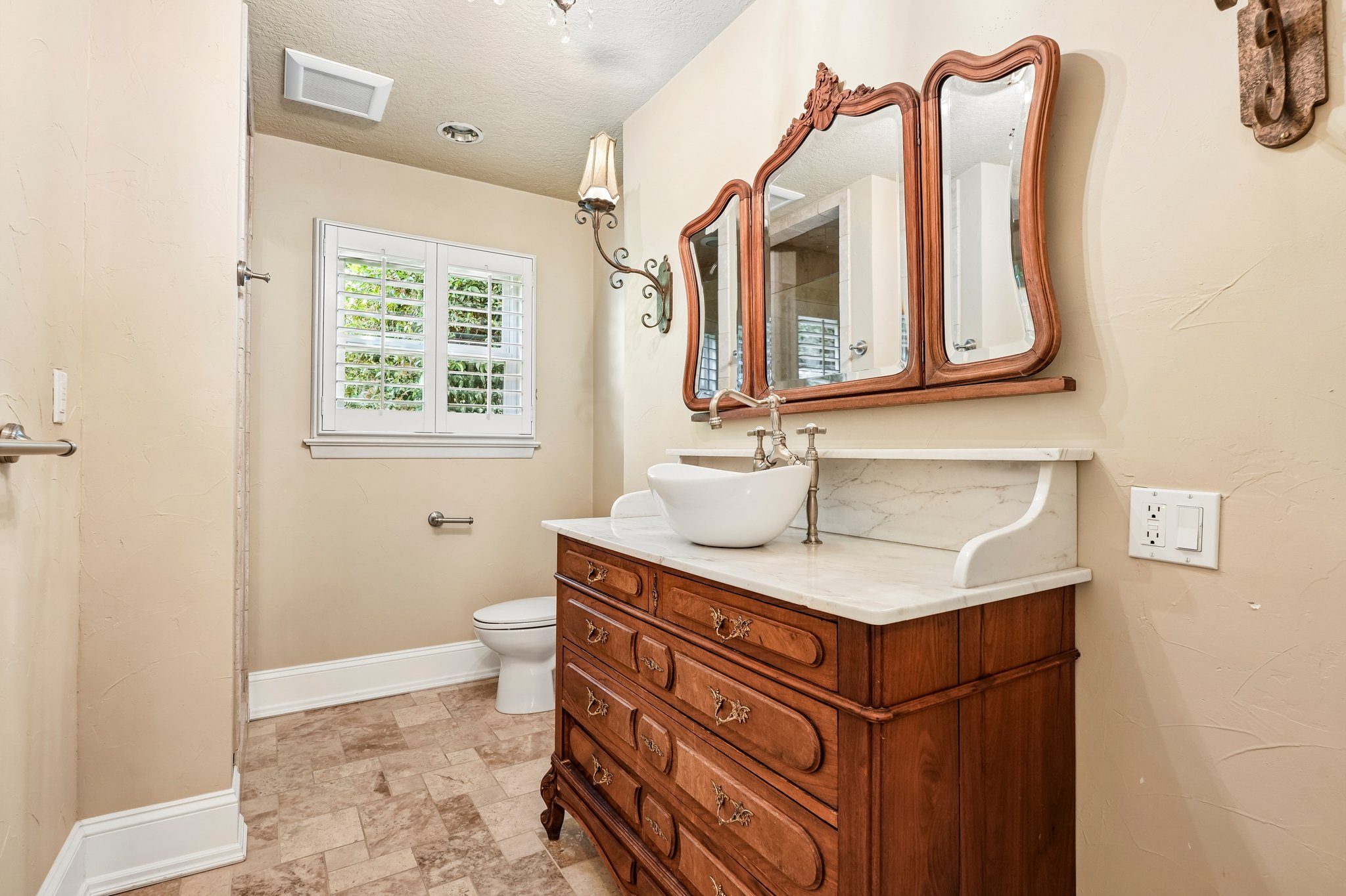 SW Montclair Dr-S1007-047.jpg