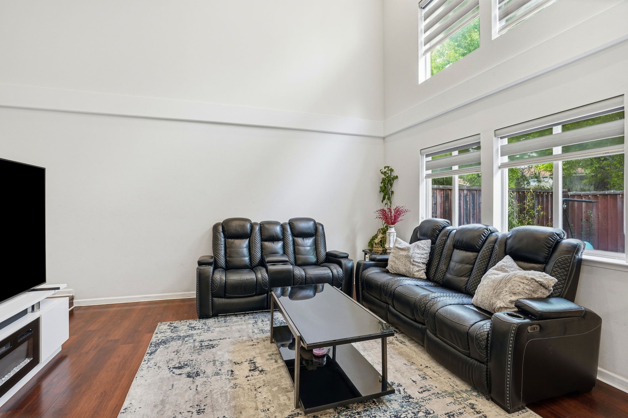007_F8_7721 Summerhill Pl