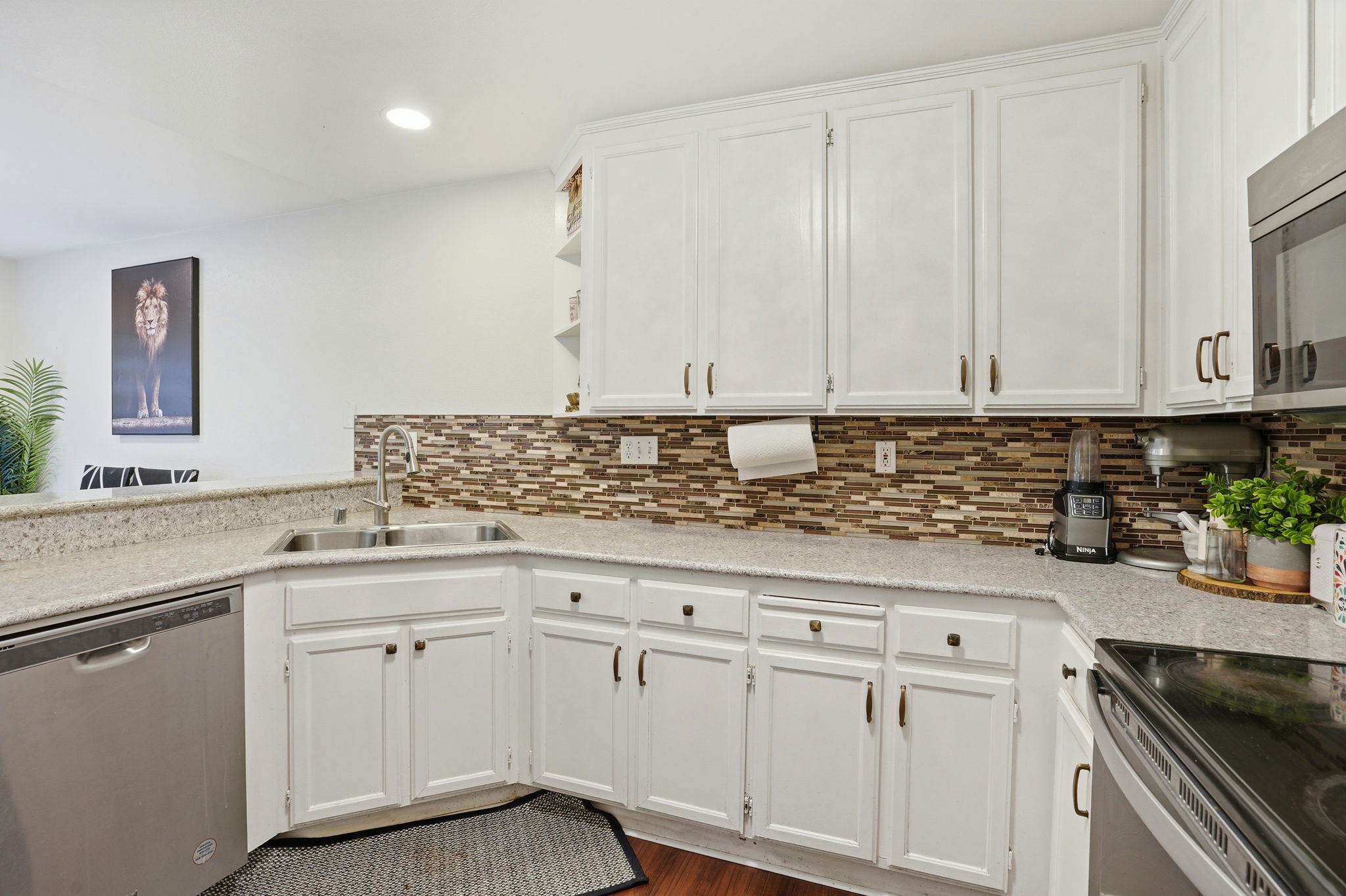 009_F8_7721 Summerhill Pl