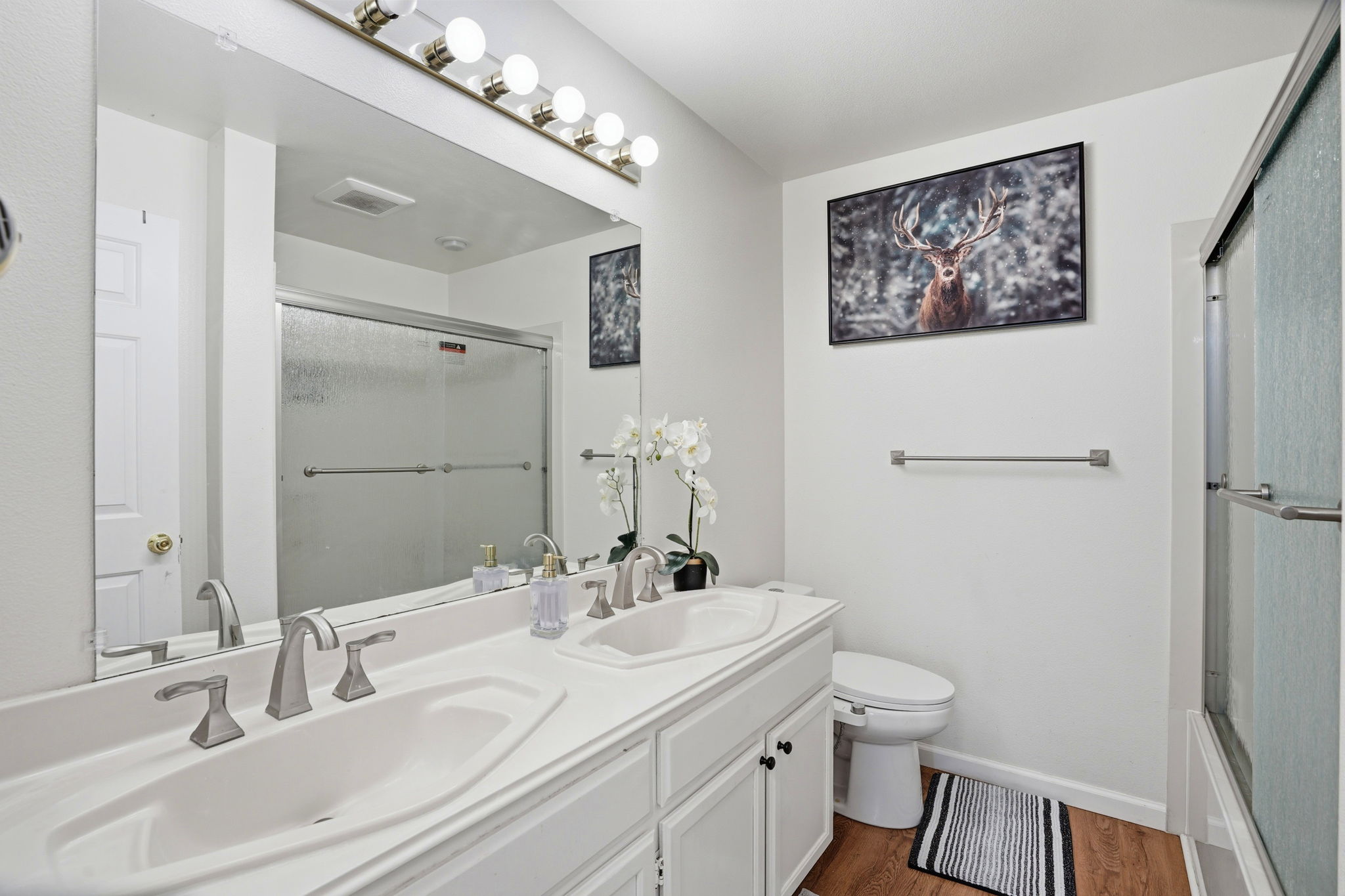 025_F8_7721 Summerhill Pl