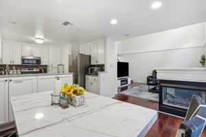 012_F8_7721 Summerhill Pl