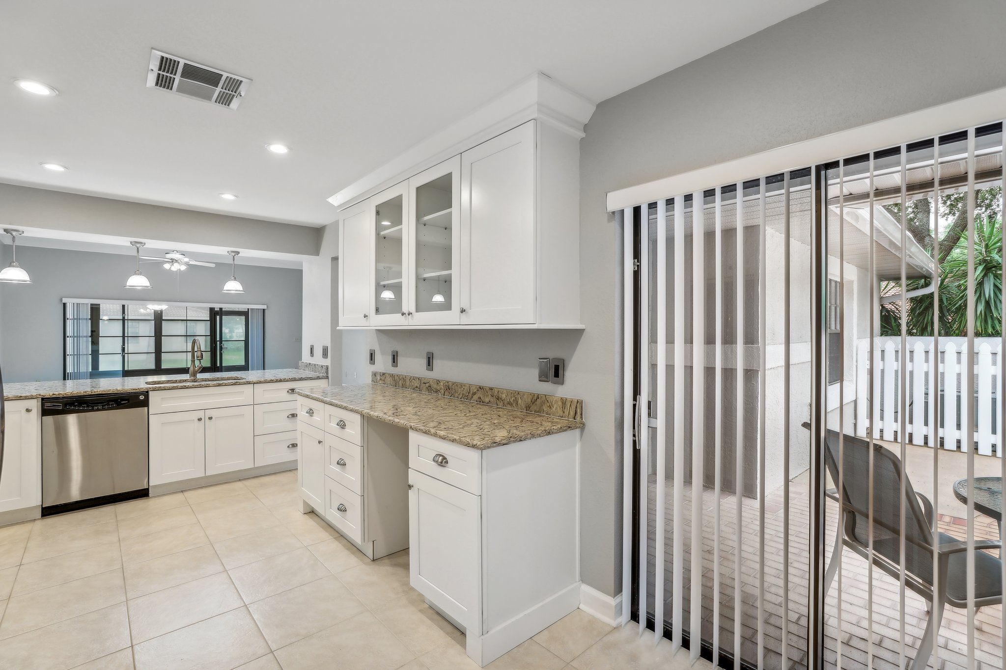 Windbreak Rd-008.jpg