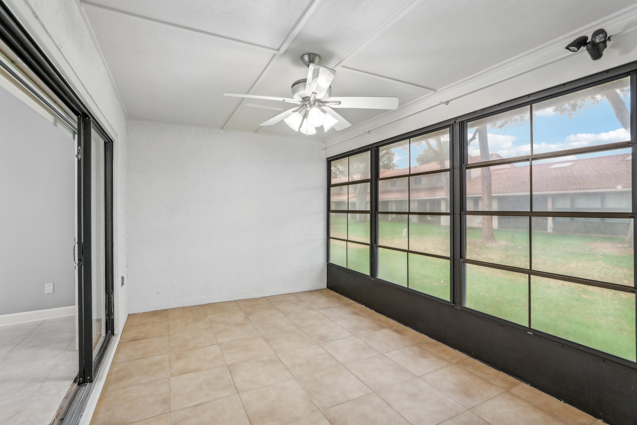 Windbreak Rd-021.jpg