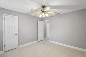 Windbreak Rd-015.jpg