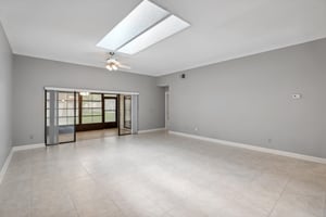 Windbreak Rd-020.jpg