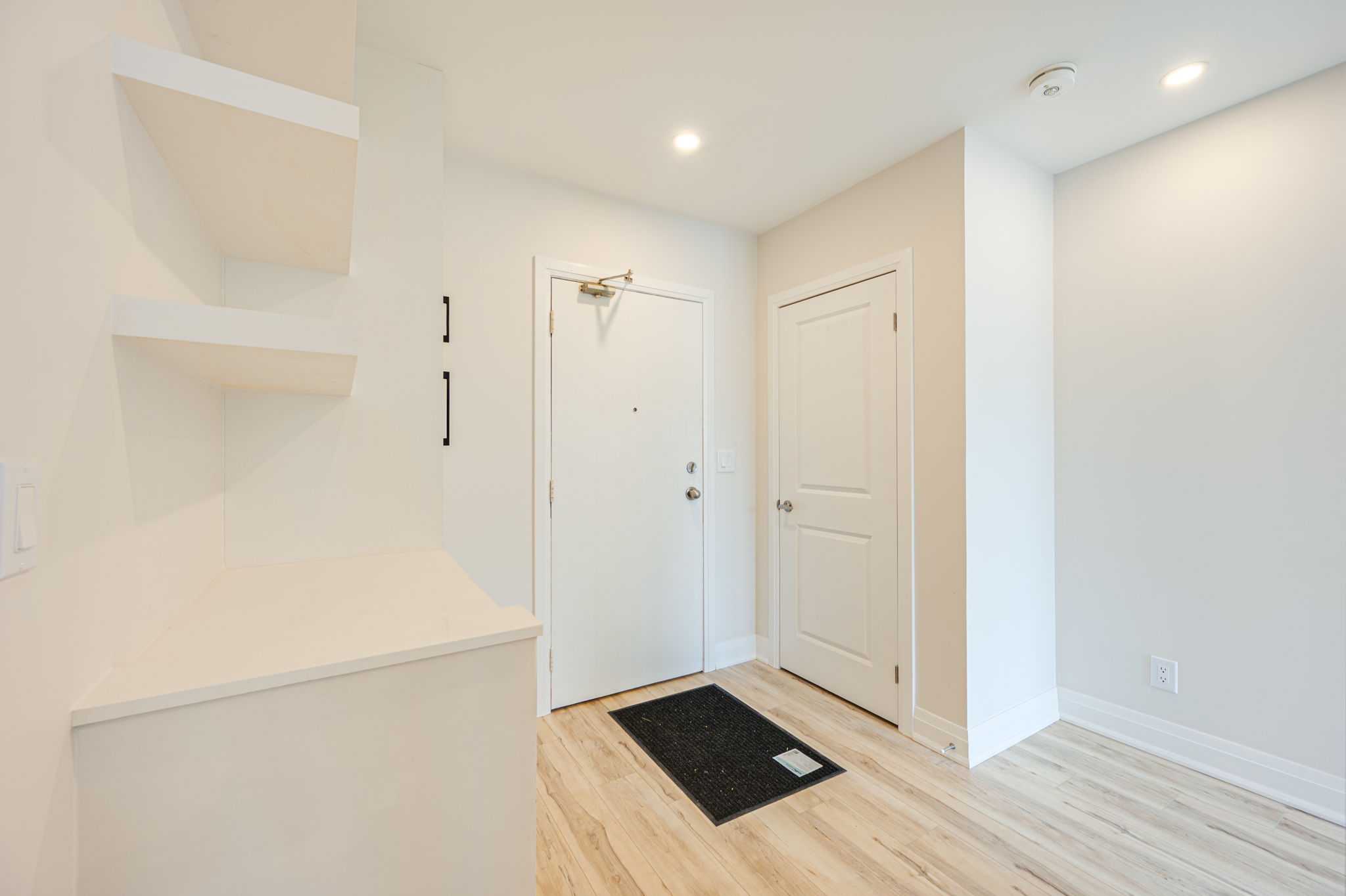7723 Yonge St Residential Unit 2 Markham, ON L4J 1W2