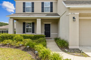 Front Entry Detail