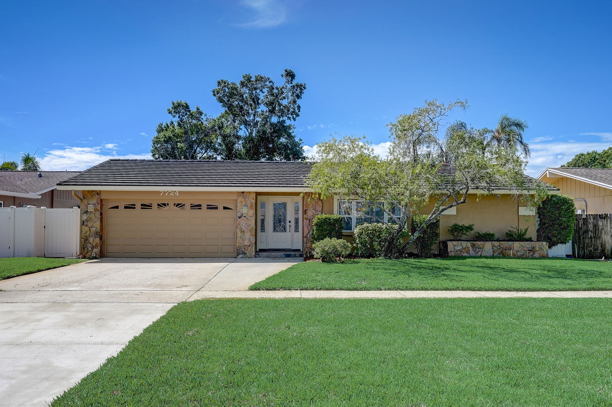 62nd Ave N St Petersburg-003