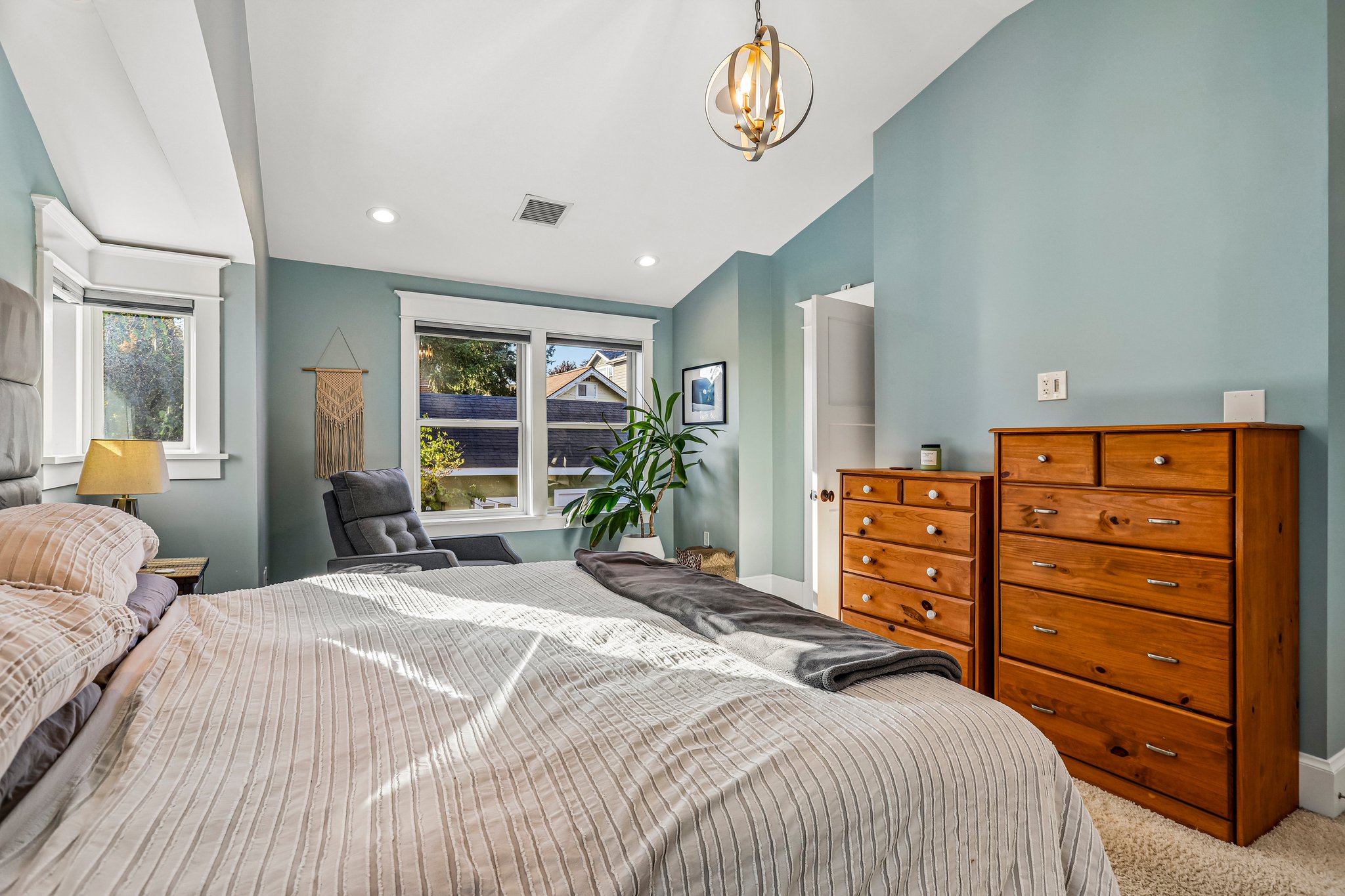 16th Ave-S0610-022.jpg