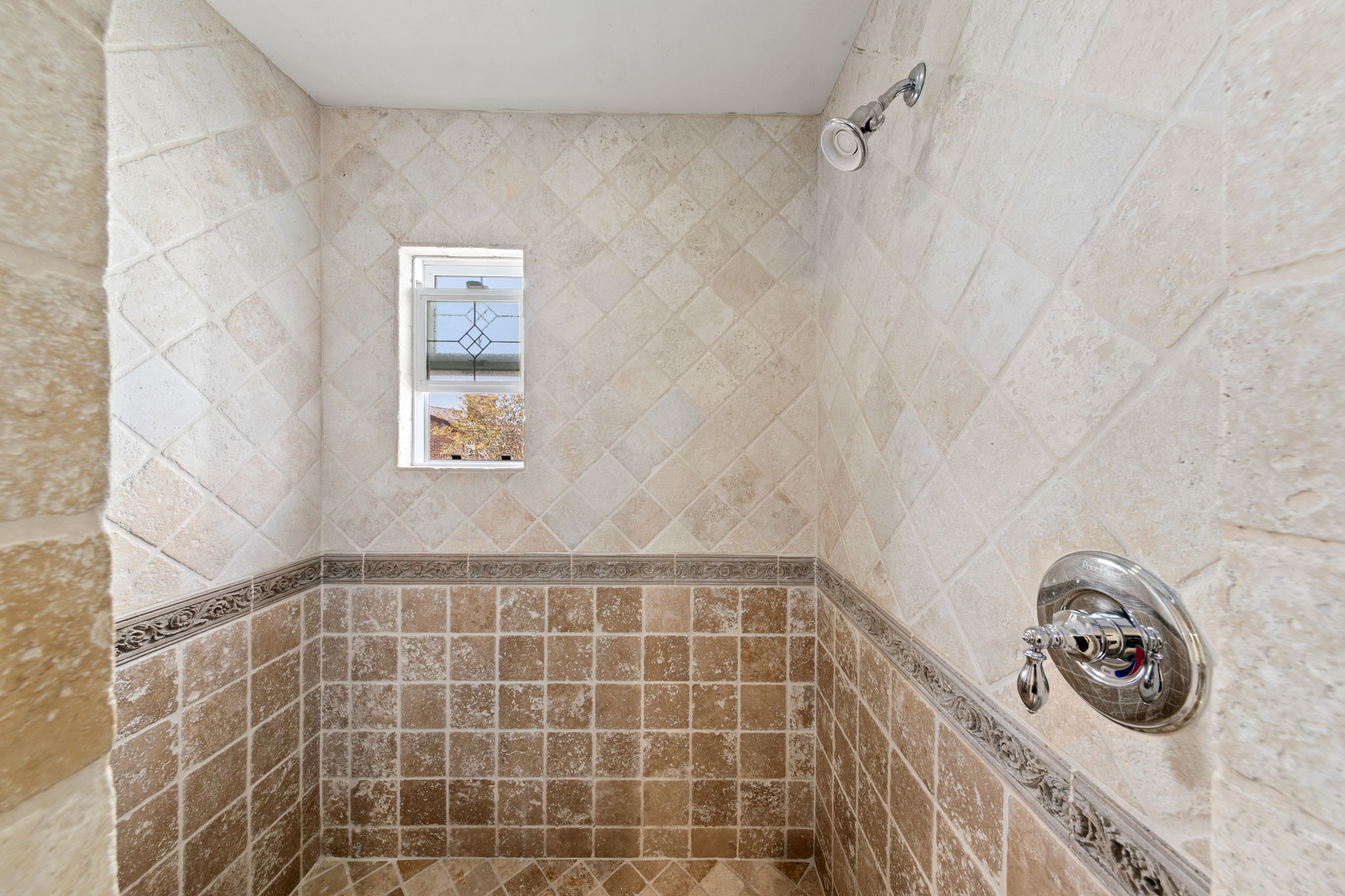 7728 Briza Placida-41