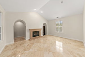 7728 Briza Placida-12