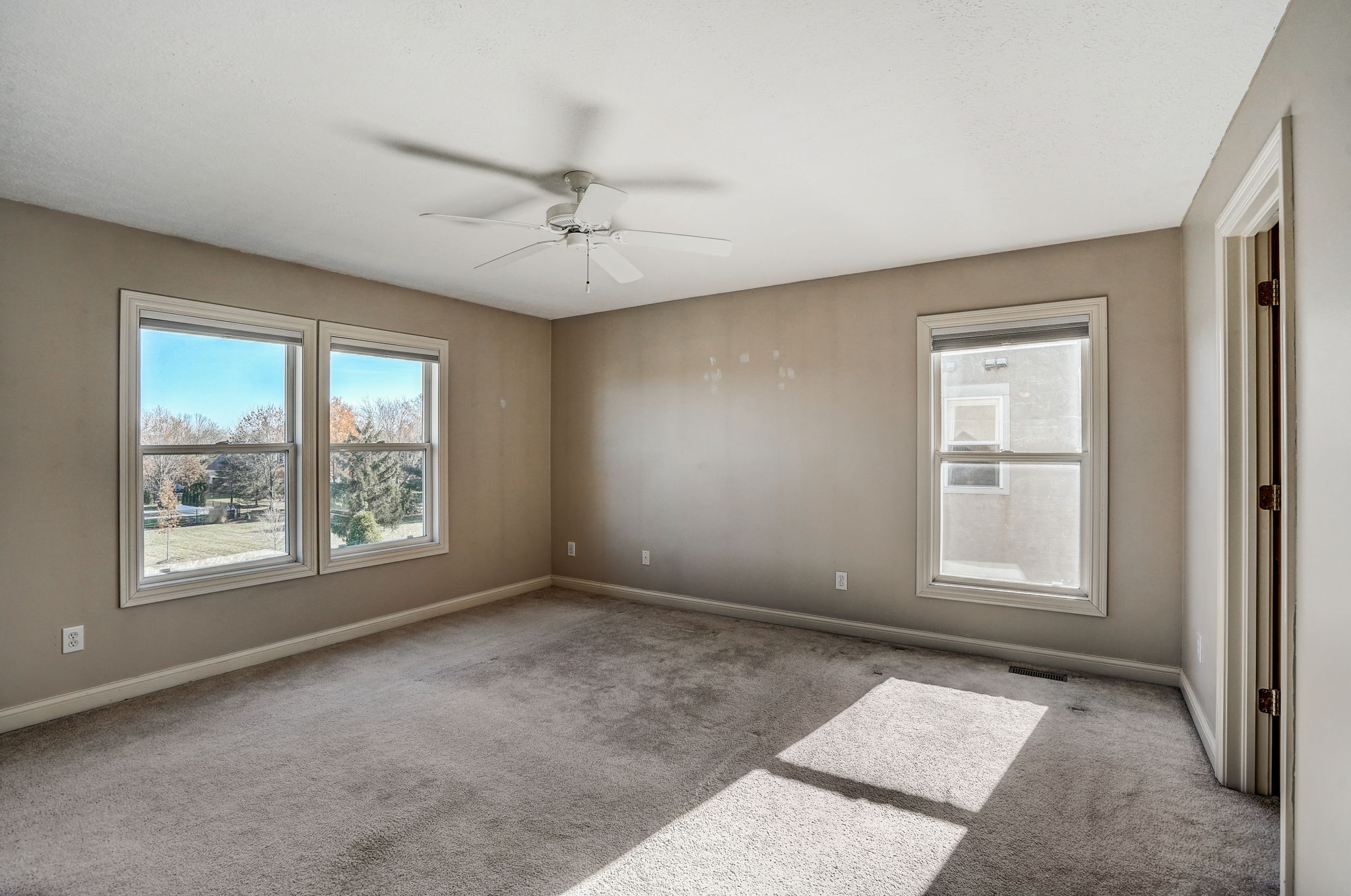 Park Bend Dr-015
