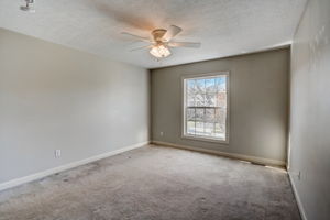 Park Bend Dr-026
