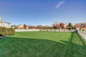 Park Bend Dr-032