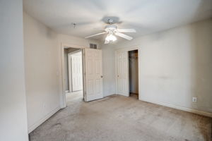 Park Bend Dr-020