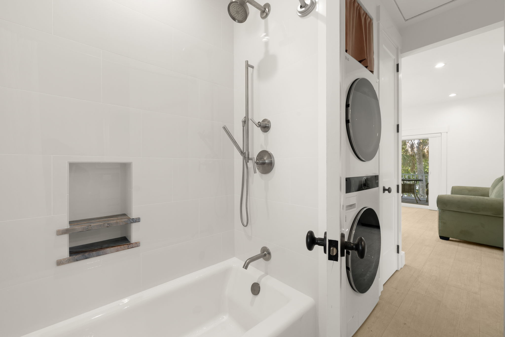 Guest Bathroom 2 of 2