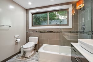 Via Somonte-S1302-033.jpg