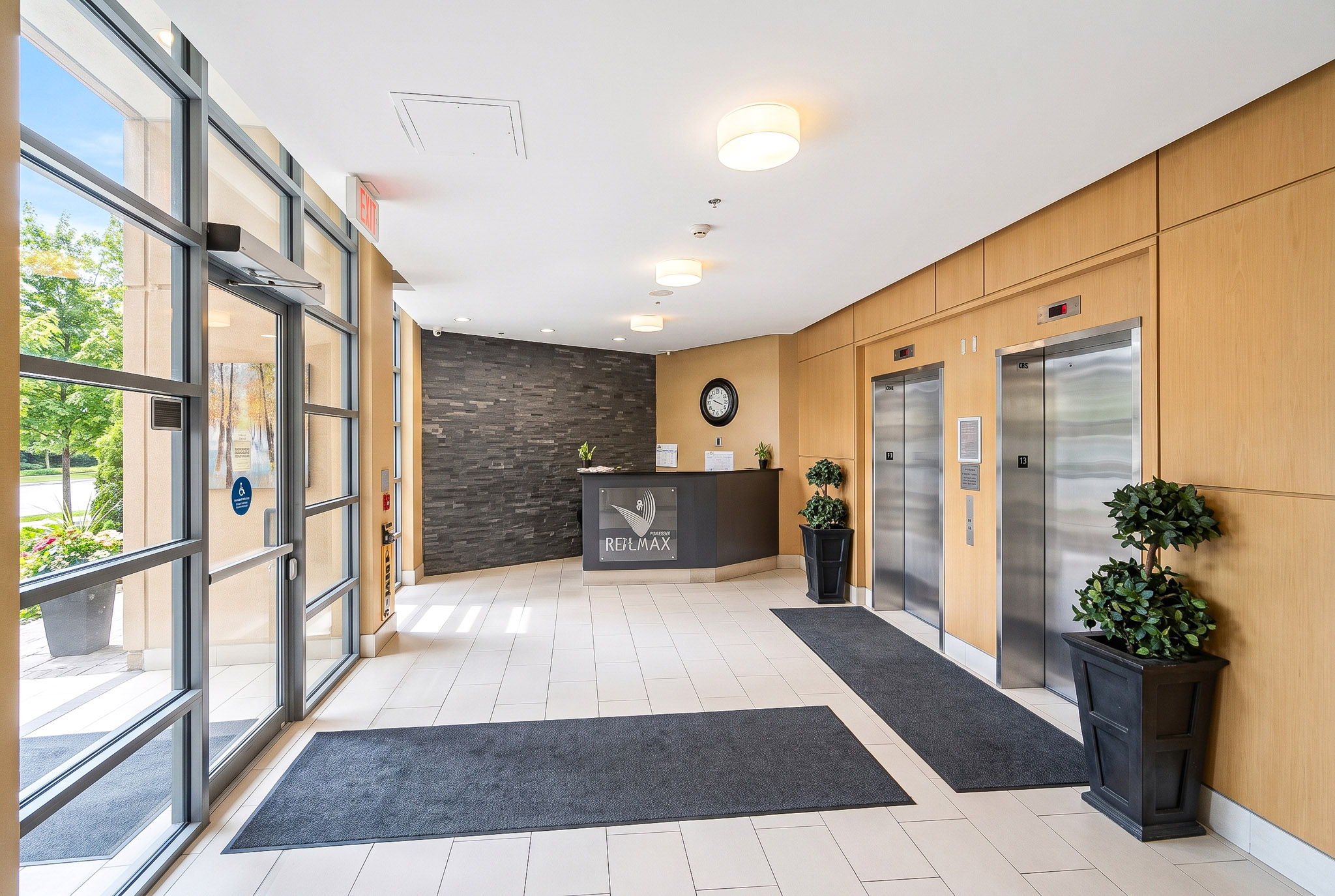  Photo 30