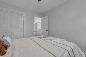  Photo 31