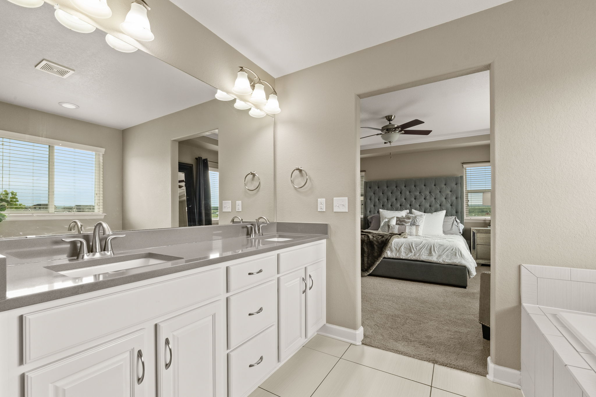 Primary Bathroom 4