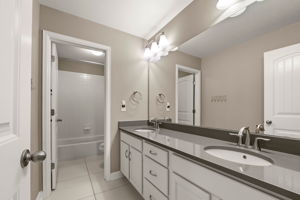Upstairs Bath 1