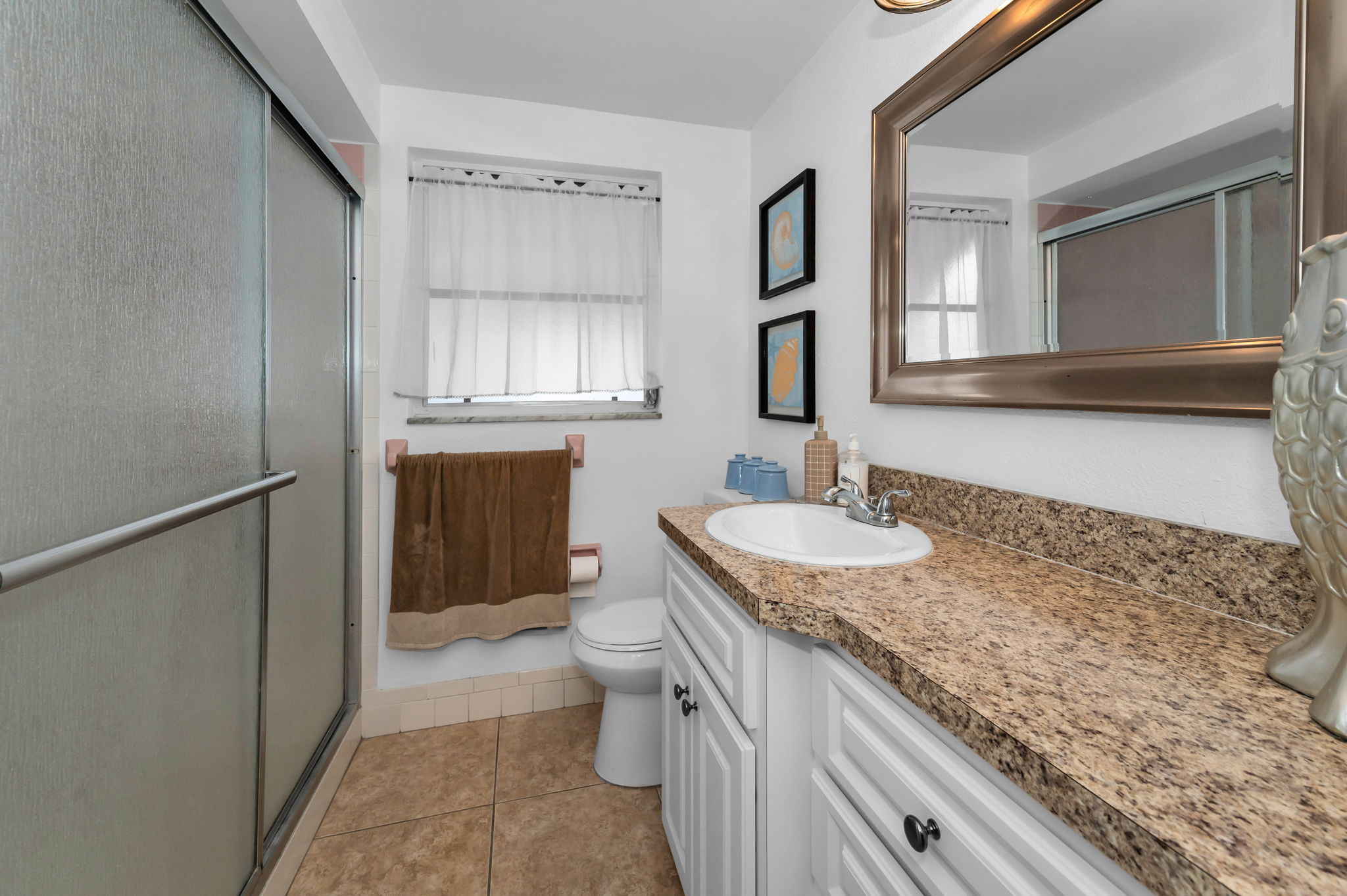 Bathroom2