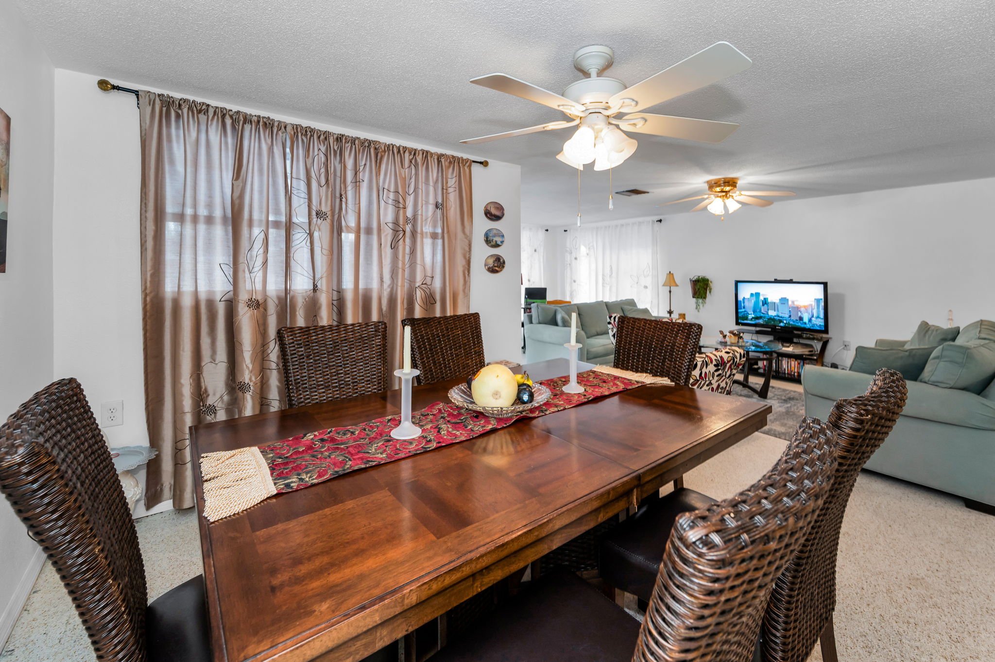 Dining Room2