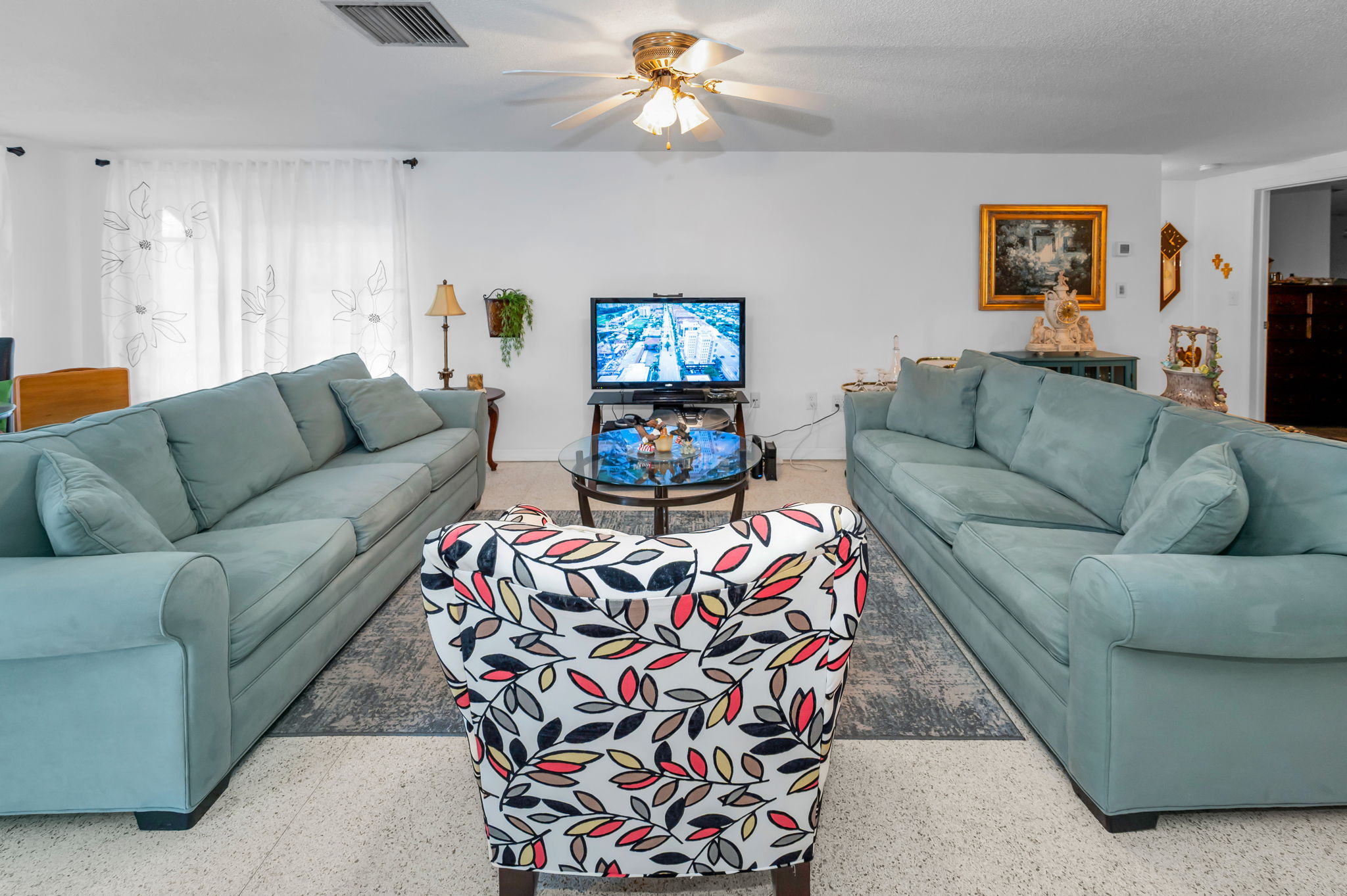 Living Room2