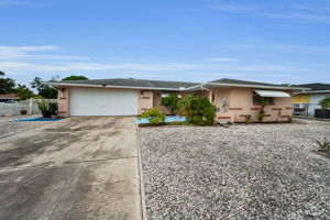 Front Exterior9