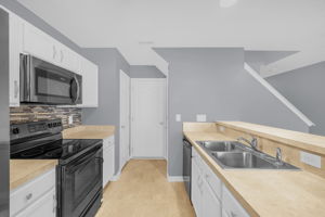 7735 Oliver Park Dr-13
