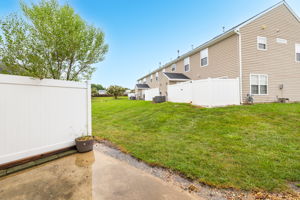 7735 Oliver Park Dr-25
