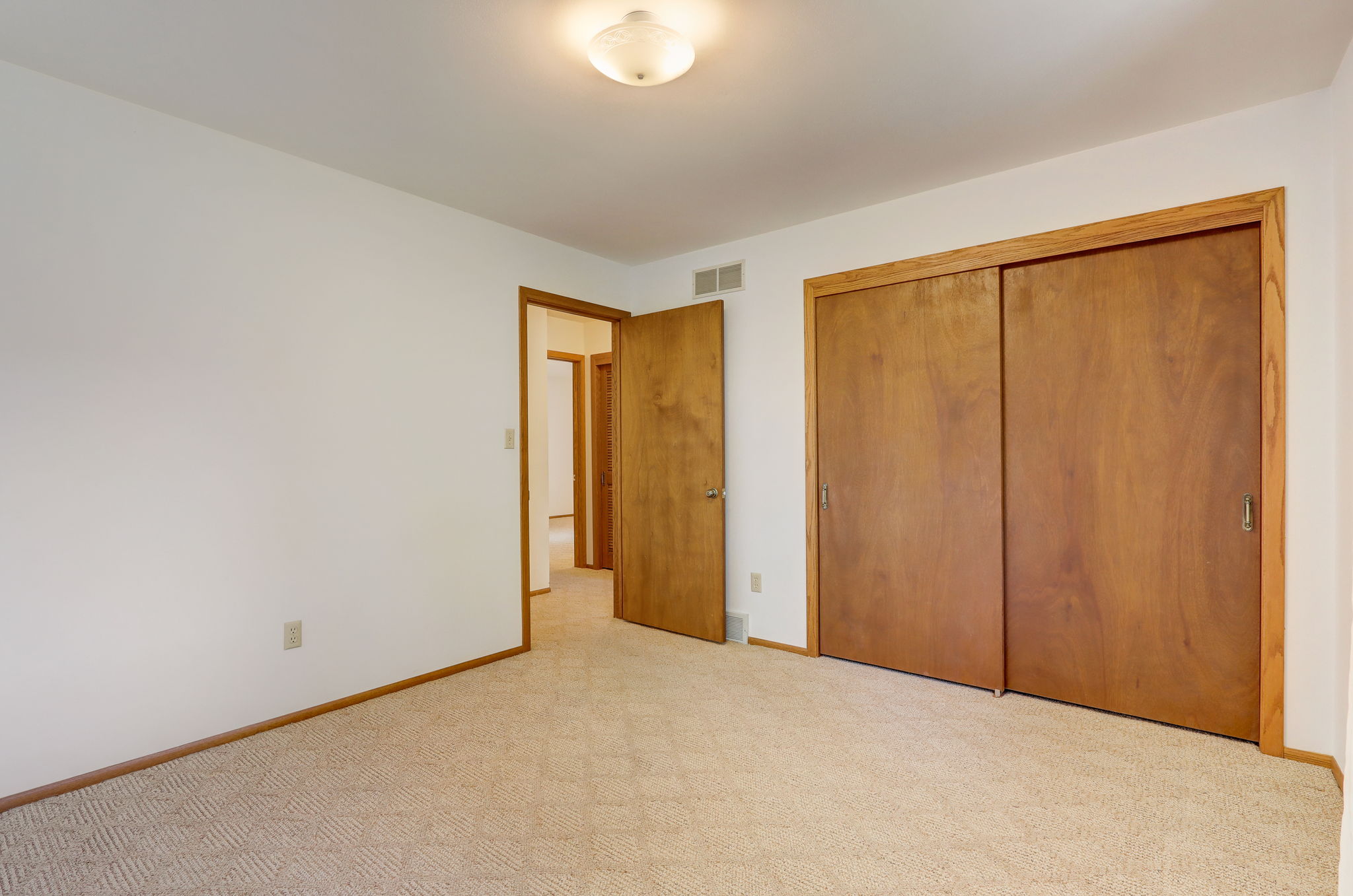 W Winston Way-037