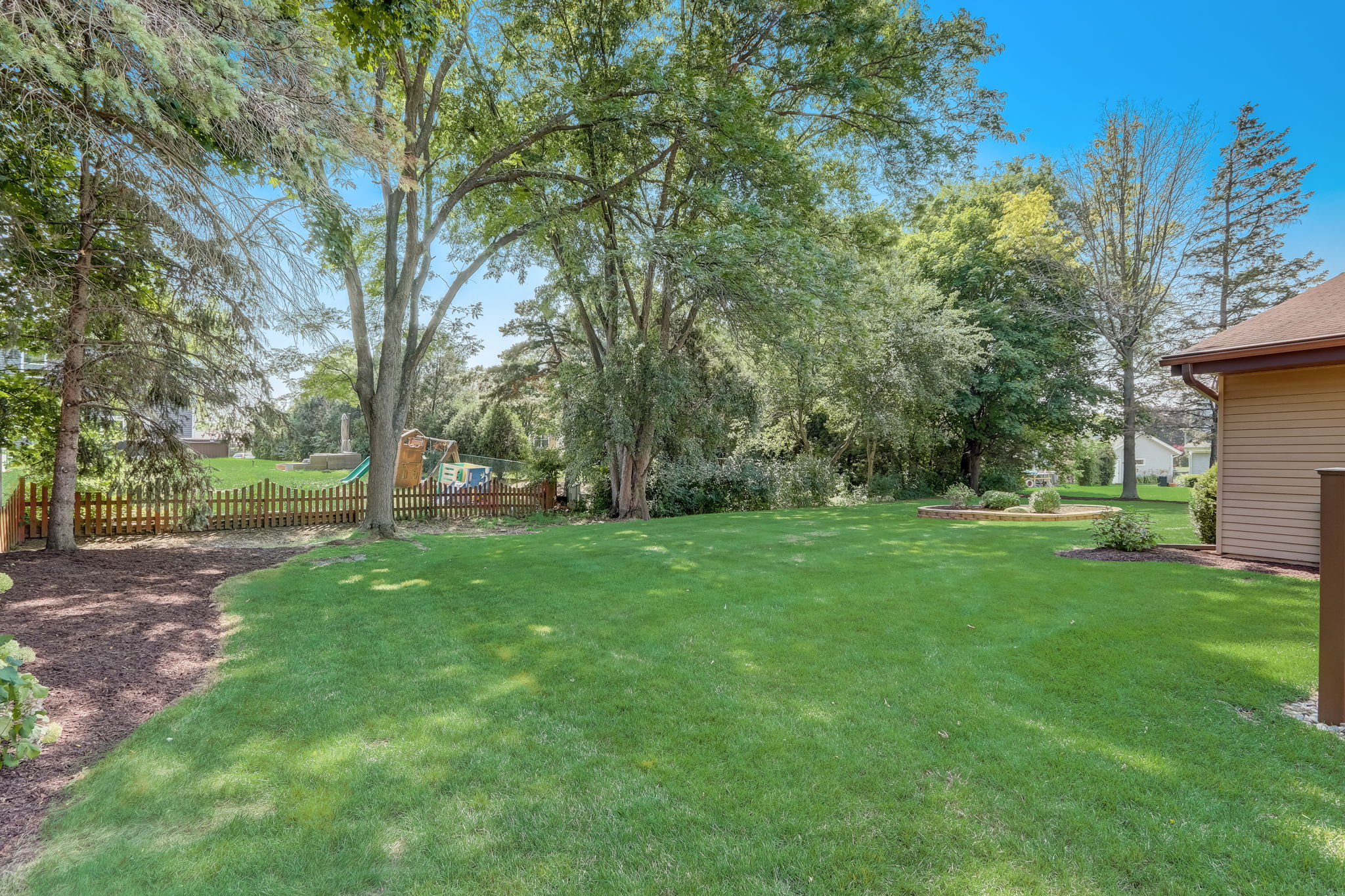 W Winston Way-049