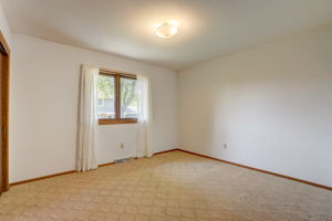 W Winston Way-035