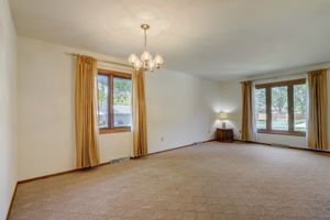 W Winston Way-015