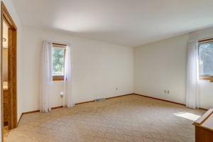 W Winston Way-027