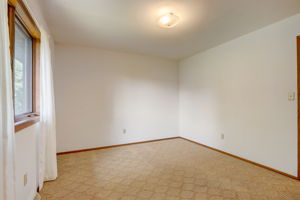 W Winston Way-036