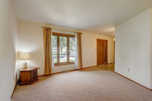 W Winston Way-011
