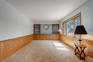 W Winston Way-038