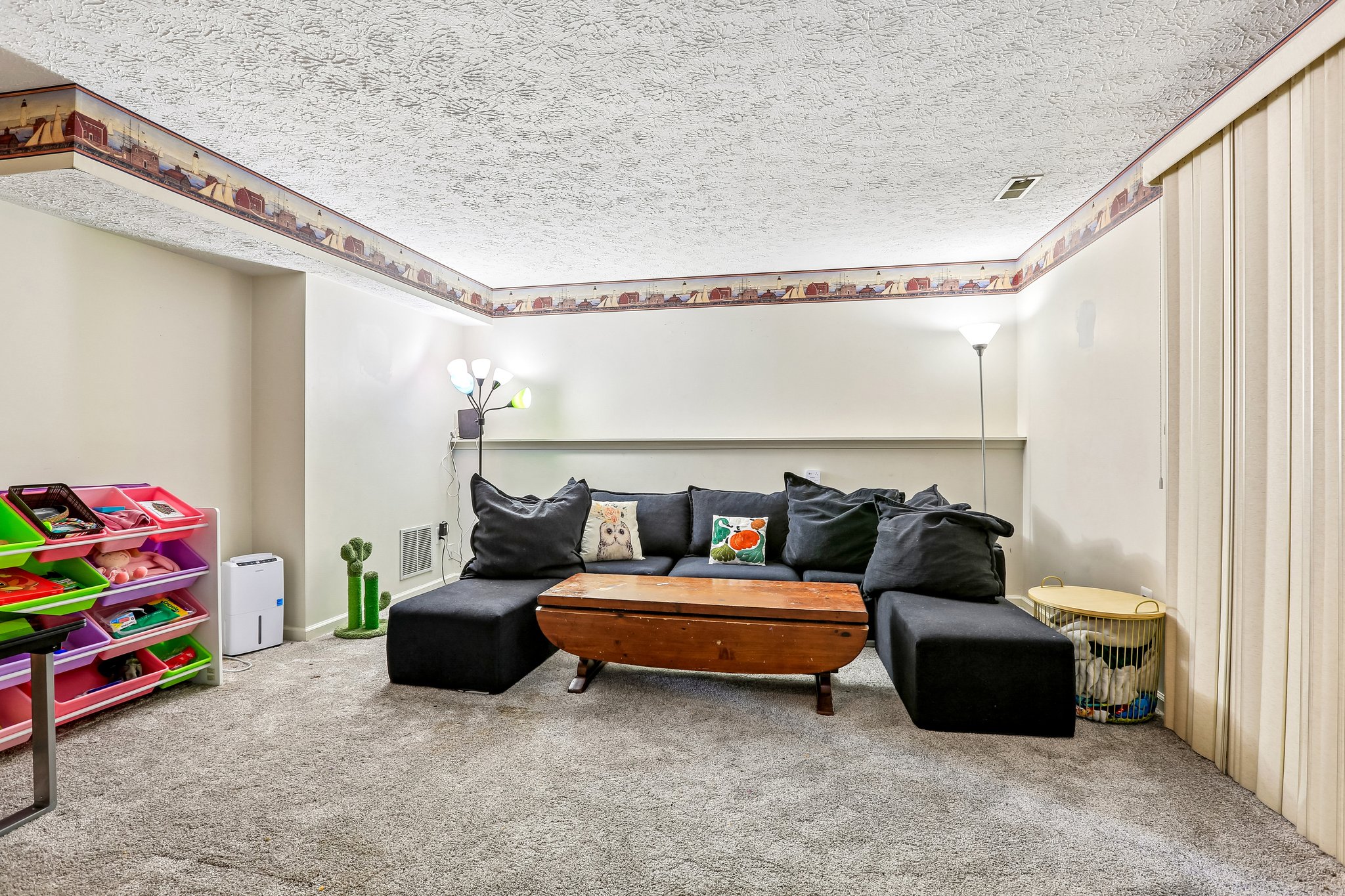 Patuxent Oak Ct-S2710-021.jpg