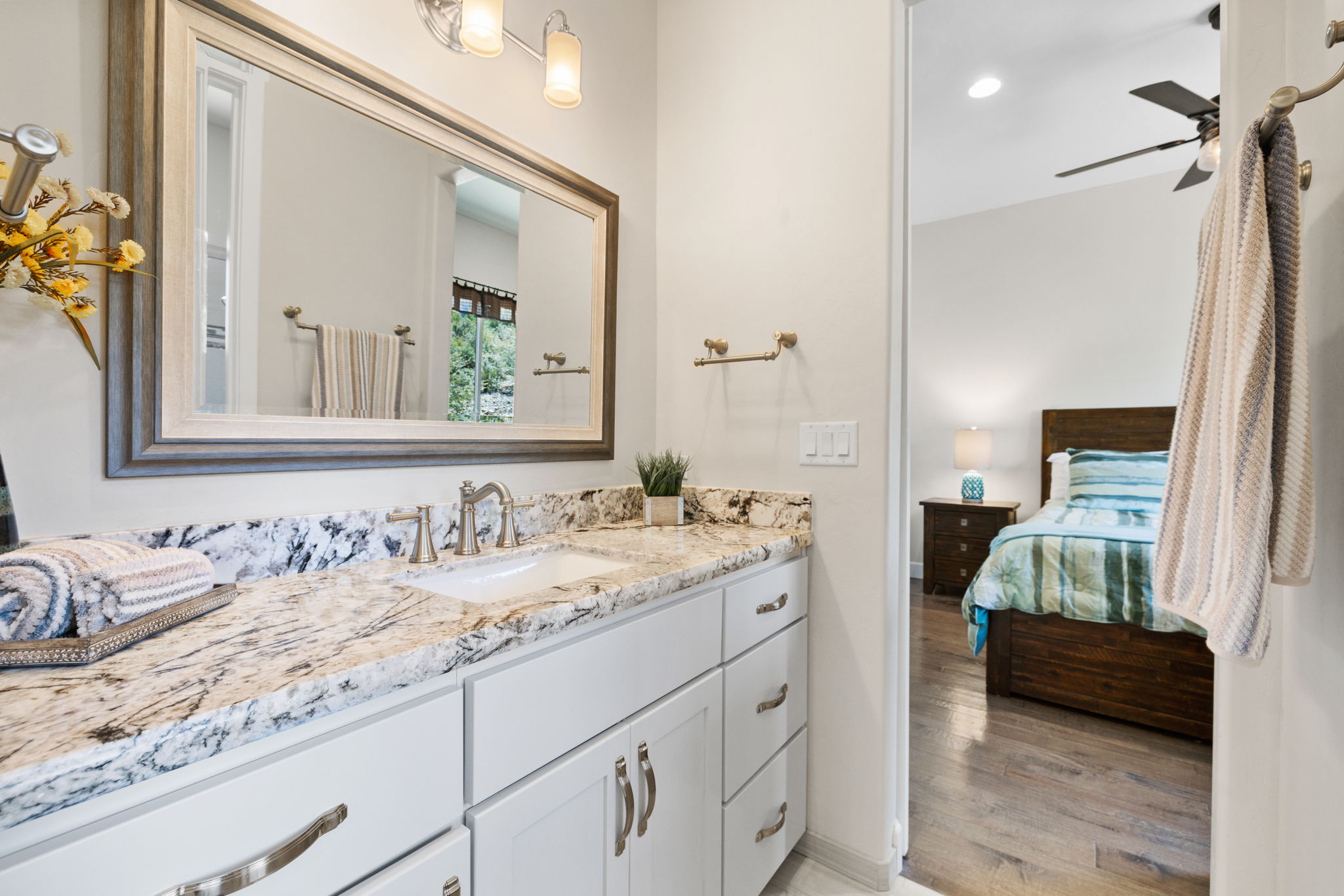 Jack and Jill Bath (2)