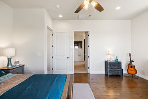 Primary Bedroom (3)